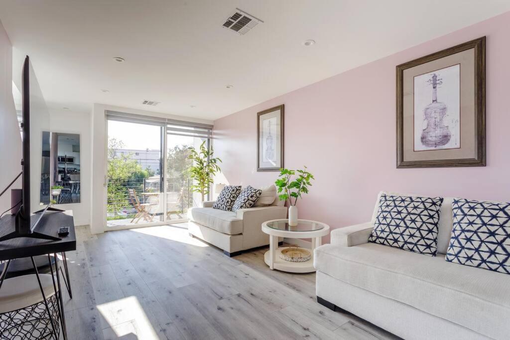 Stunning Hollywood Townhouse With Sunny Views Villa Los Angeles Buitenkant foto
