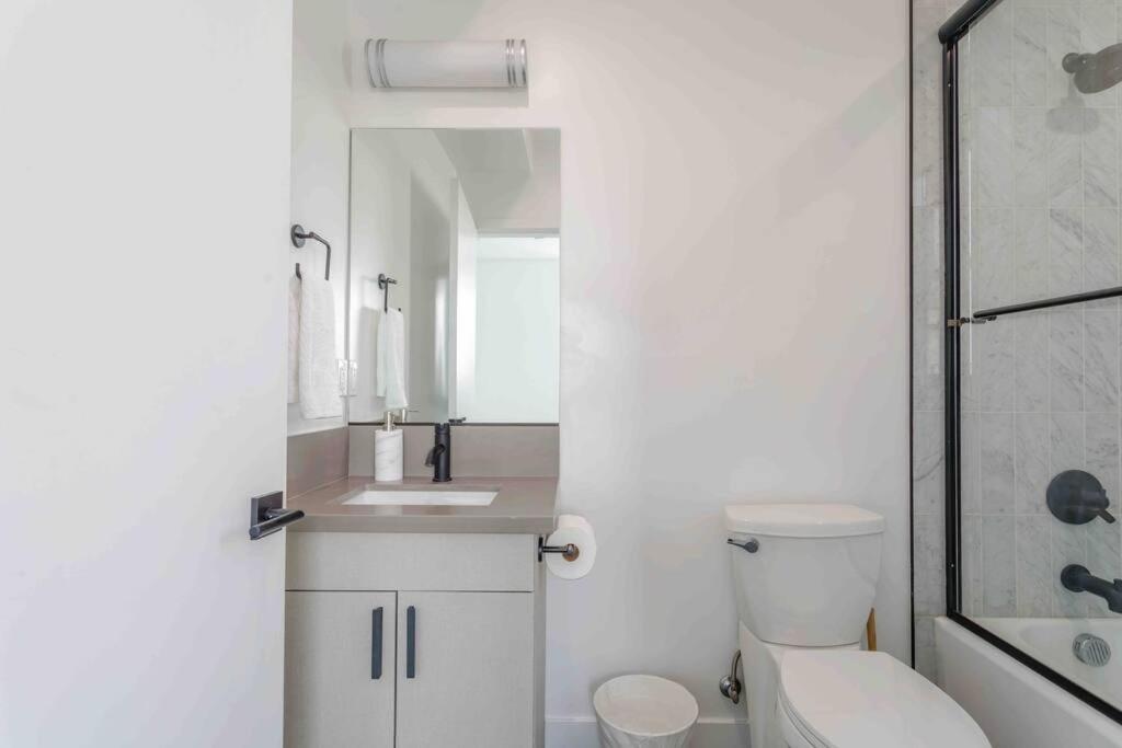 Stunning Hollywood Townhouse With Sunny Views Villa Los Angeles Buitenkant foto