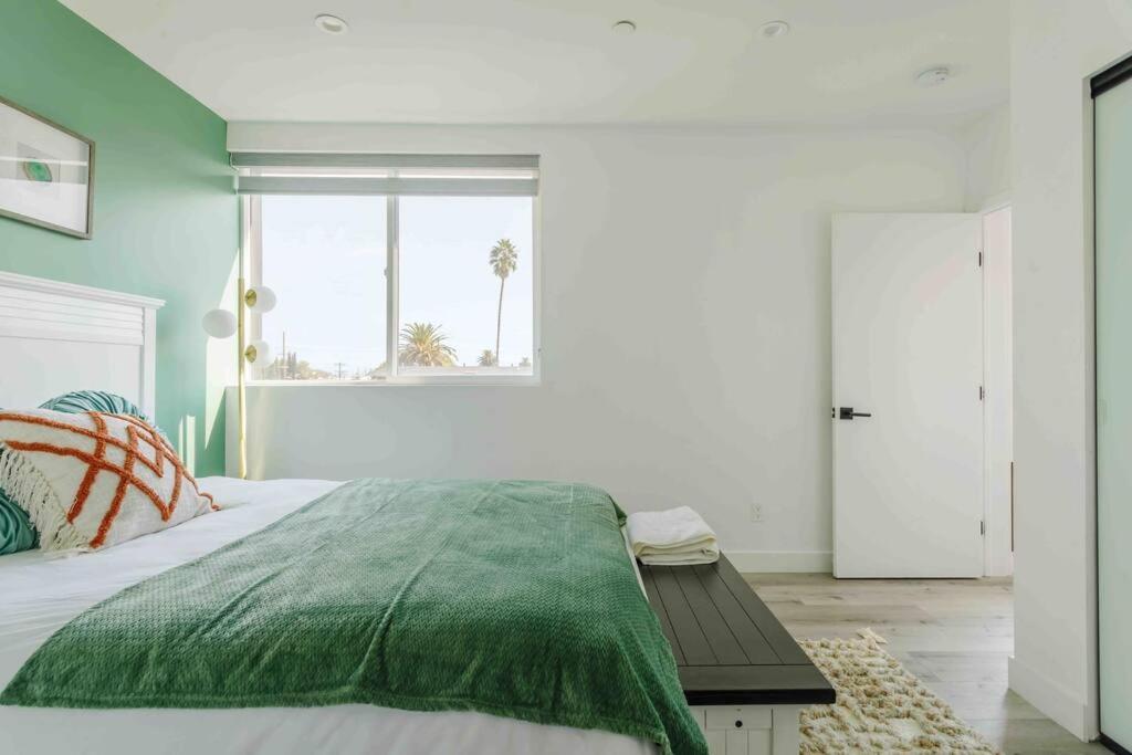Stunning Hollywood Townhouse With Sunny Views Villa Los Angeles Buitenkant foto