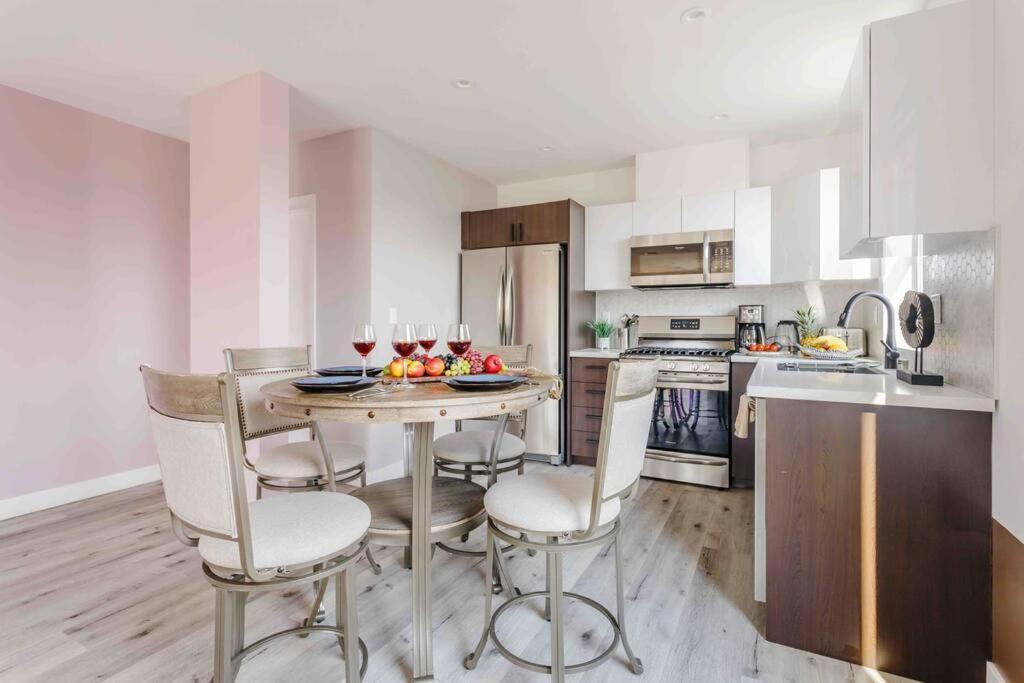 Stunning Hollywood Townhouse With Sunny Views Villa Los Angeles Buitenkant foto